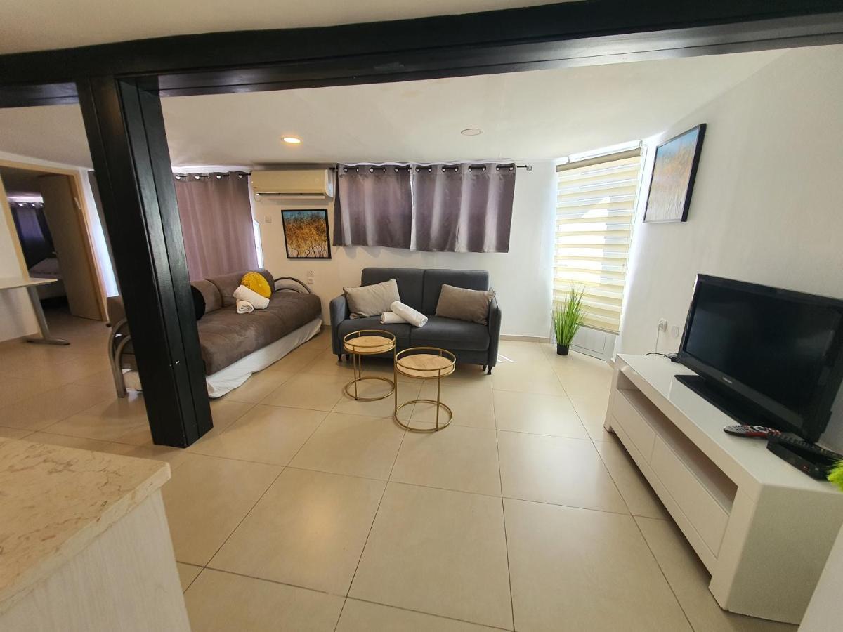 Barak Royal Suites 20 Sea View - ג'קוזי בחצר ומרפסות עם נוף לים Eilat Exterior foto