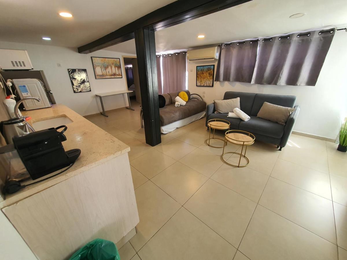 Barak Royal Suites 20 Sea View - ג'קוזי בחצר ומרפסות עם נוף לים Eilat Exterior foto